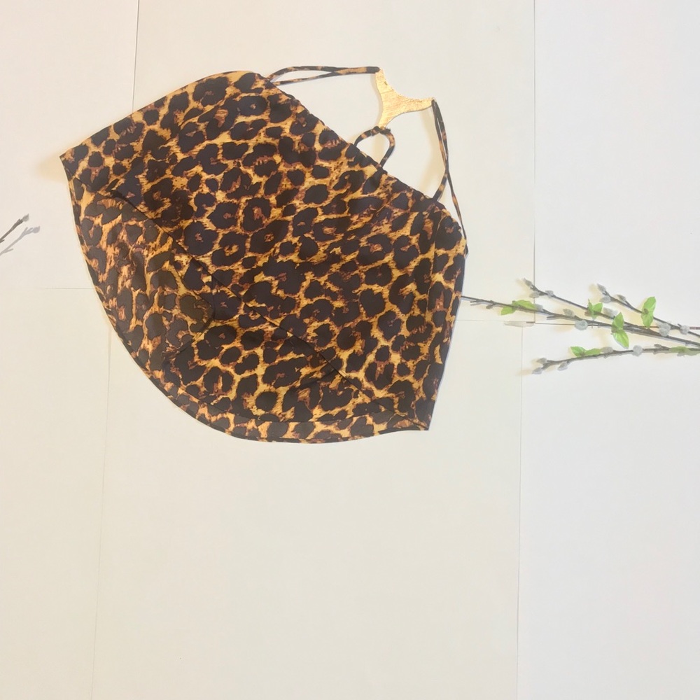 ☀️❗️NEW❗️Leopard Print Y Shaped Cropped Blouse☀️ - Picture 2 of 10